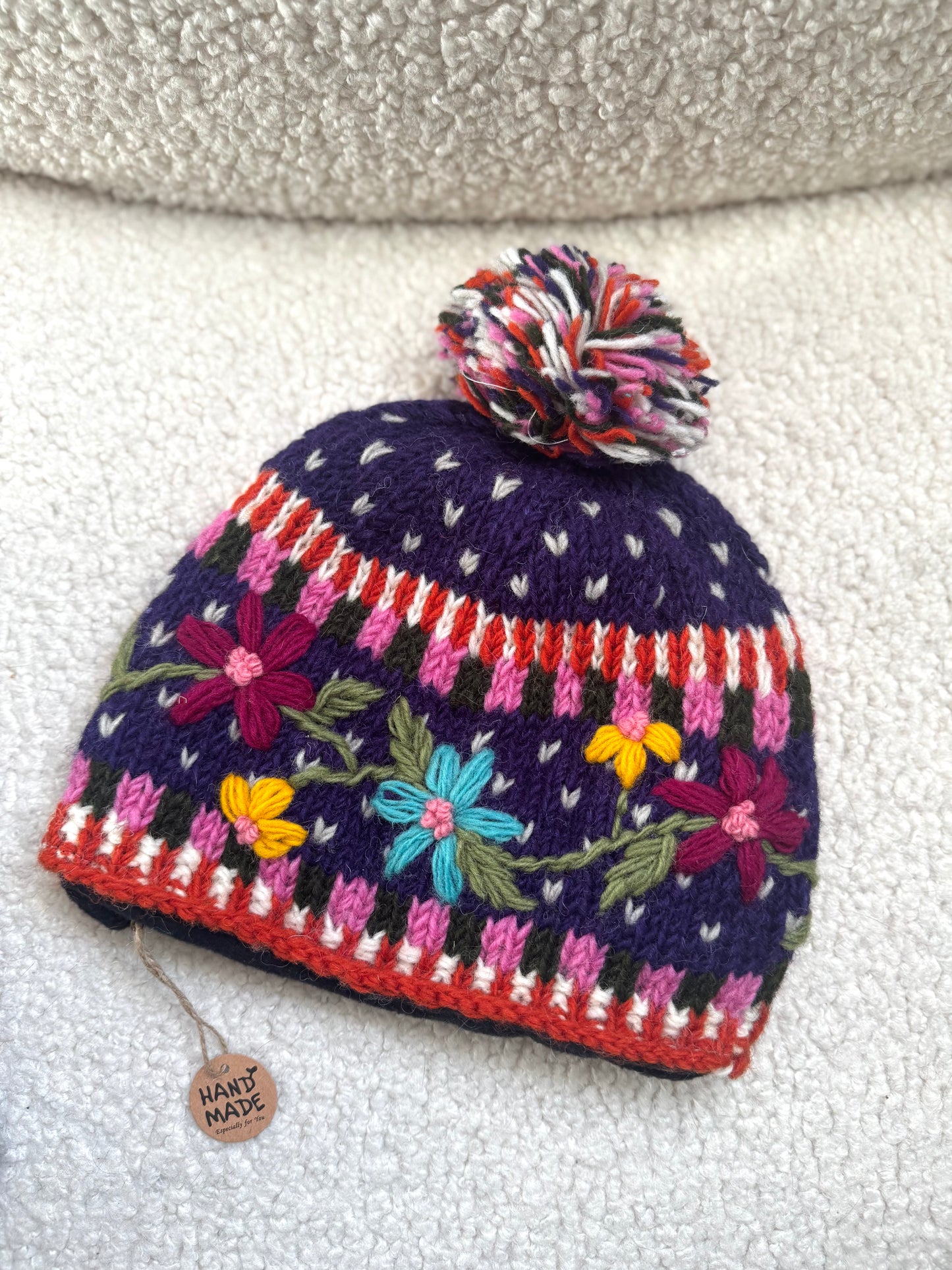 ❄️ Handmade Floral Wool Knit Hat