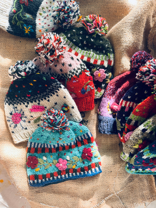 ❄️ Handmade Floral Wool Knit Hat