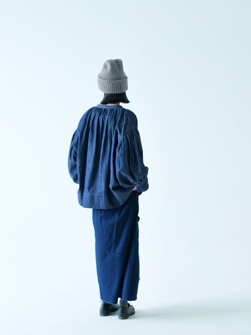 Classic Indigo Cotton Denim Skirt with Side Pocket
