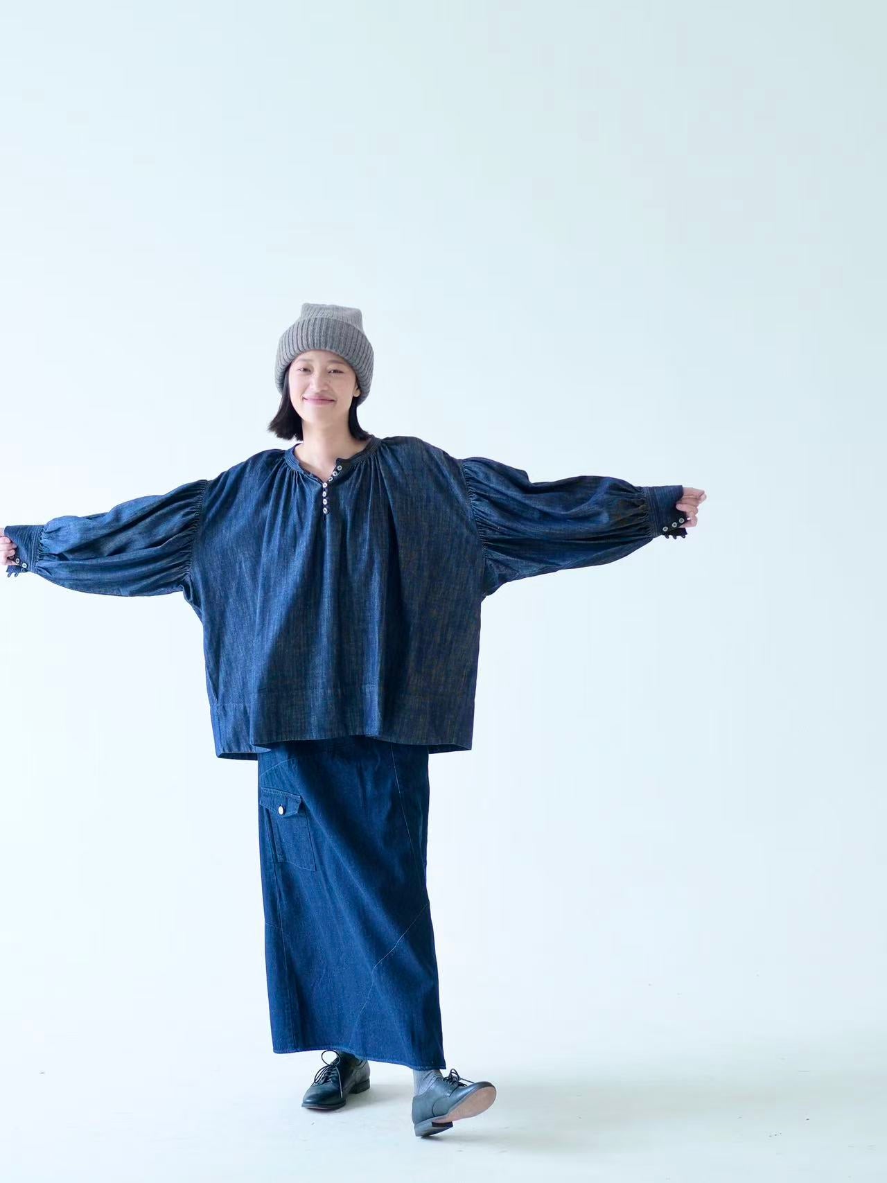 Classic Indigo Cotton Denim Skirt with Side Pocket